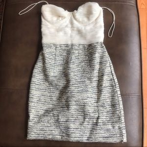 Alice + Olivia Size 0 Cream Tweed Strapless Dress